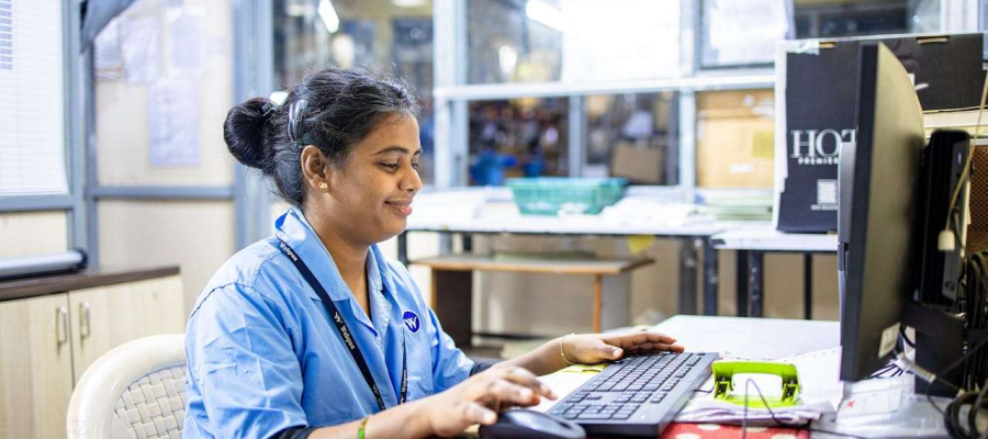 Understanding Employee Share Schemes: RSUs and ESPPs